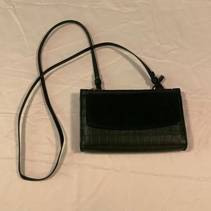 Dark green Fossil purse